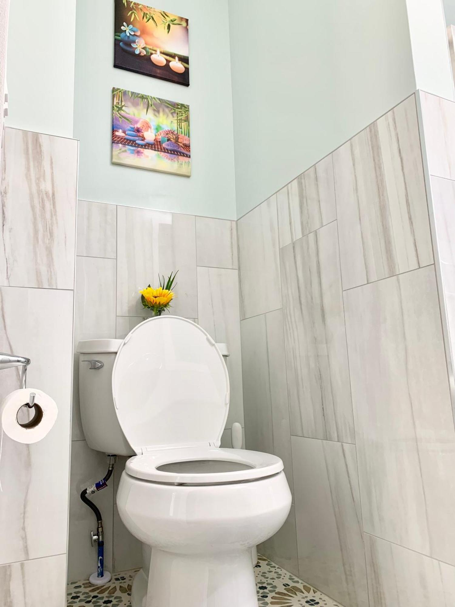 Newly Renovated 4 Bedroom Apartment Near Downtown. Montclair Dış mekan fotoğraf