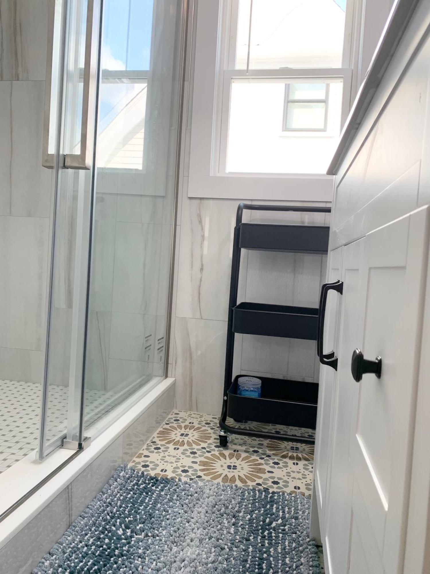 Newly Renovated 4 Bedroom Apartment Near Downtown. Montclair Dış mekan fotoğraf