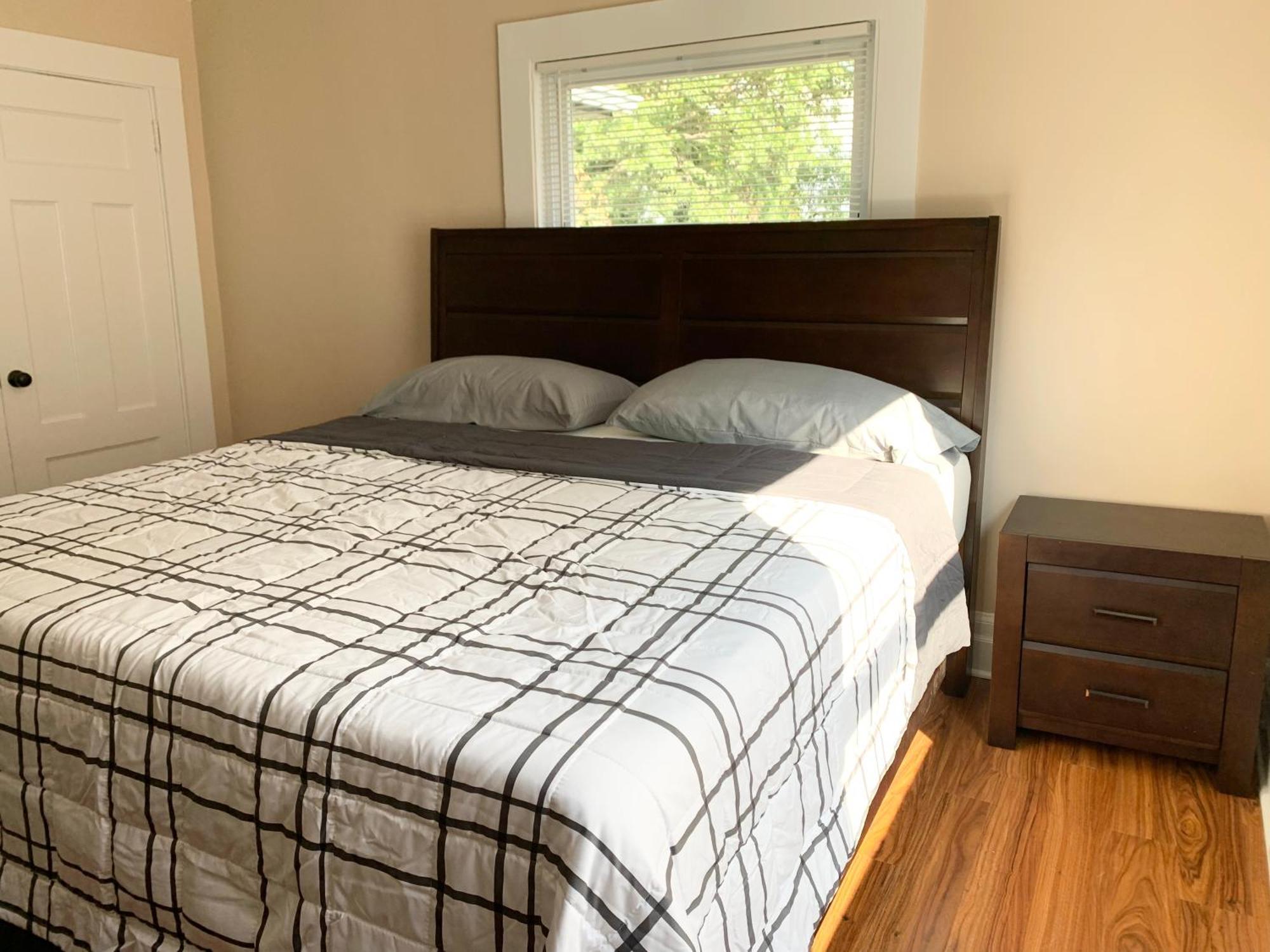 Newly Renovated 4 Bedroom Apartment Near Downtown. Montclair Dış mekan fotoğraf