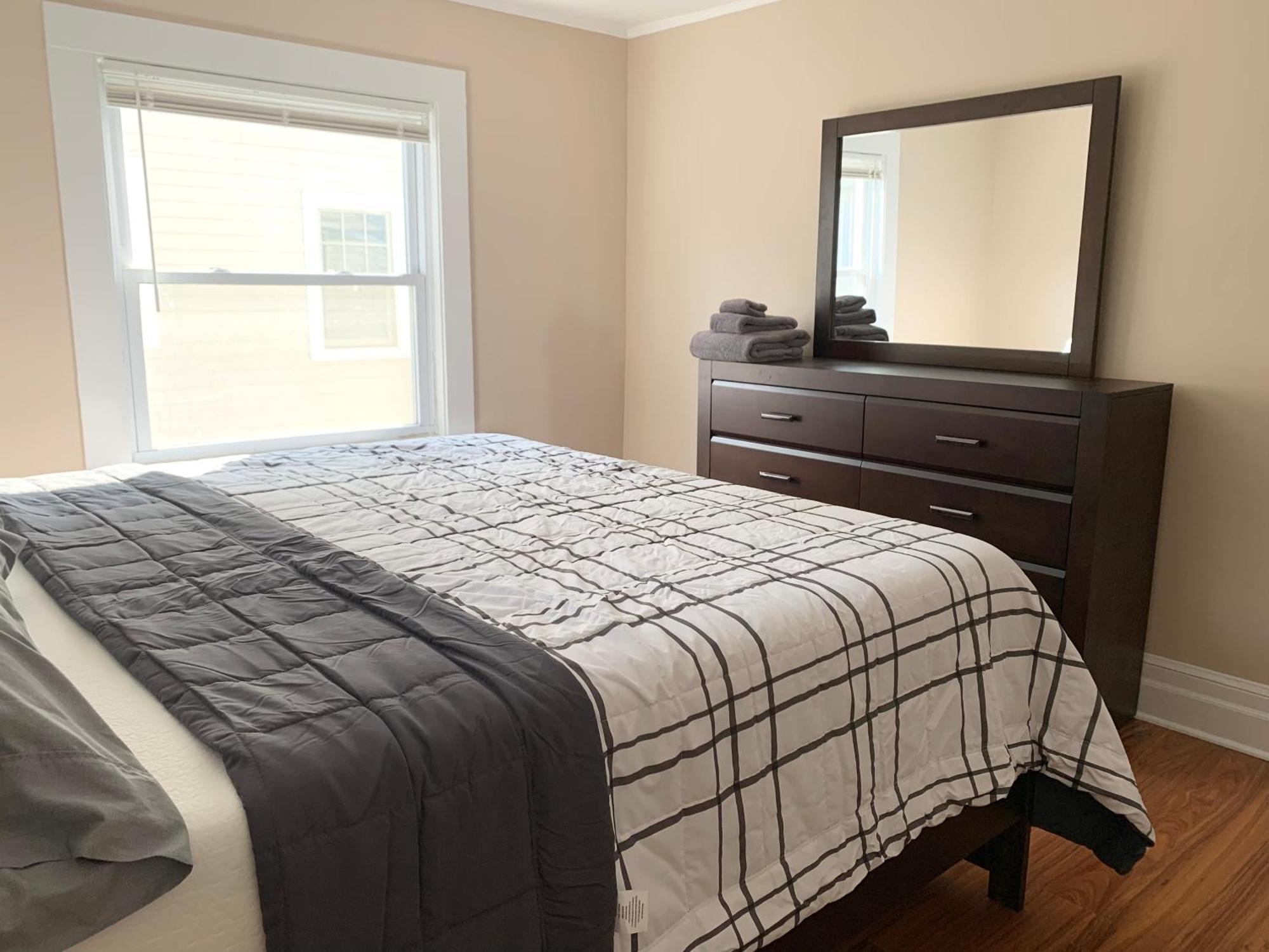 Newly Renovated 4 Bedroom Apartment Near Downtown. Montclair Dış mekan fotoğraf
